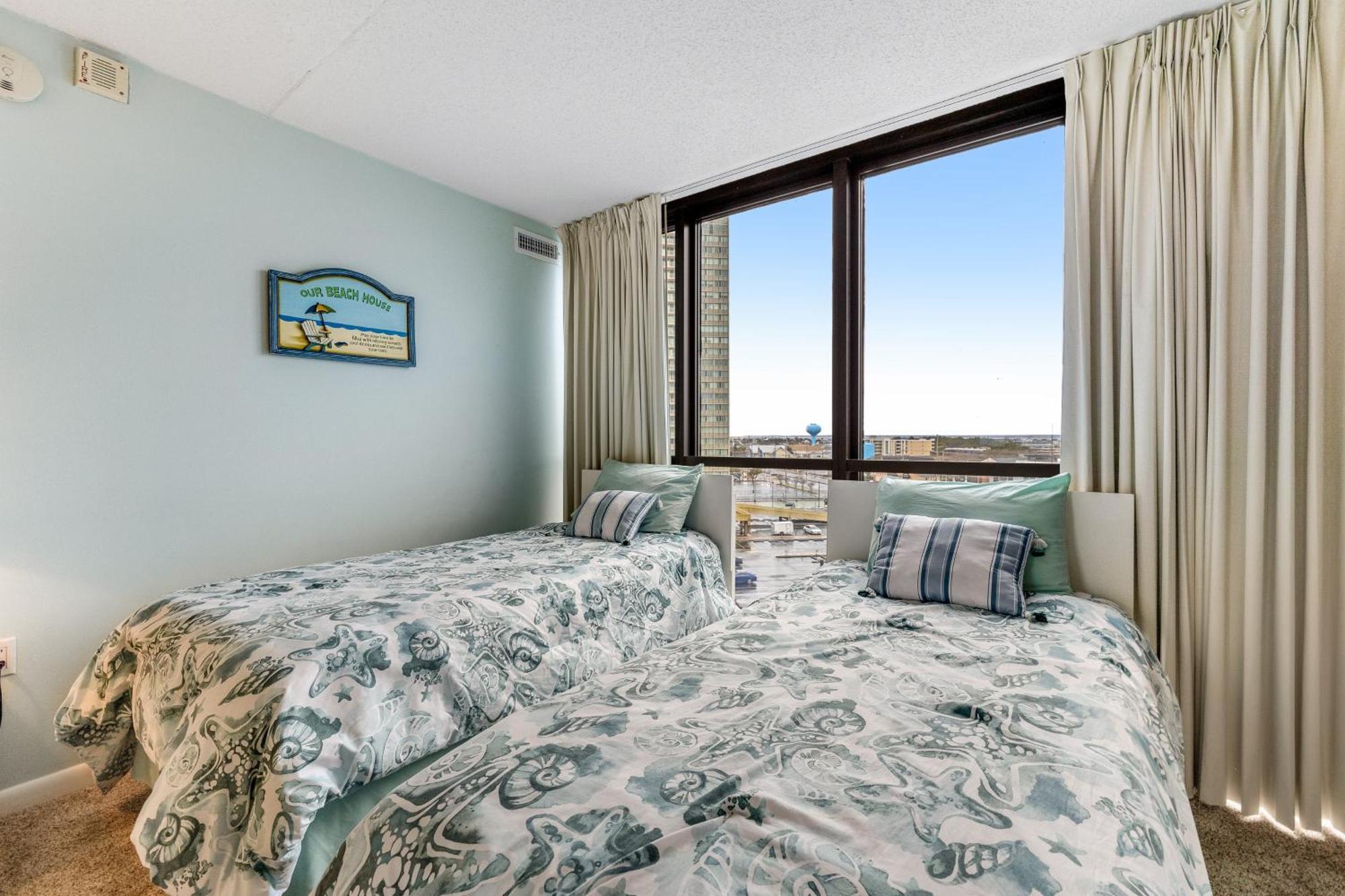 Holiday home Golden Sands 402