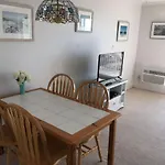 Worcester House 302