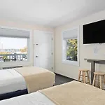 Beach Bum Inn