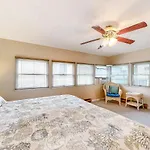 Bayside Oasis