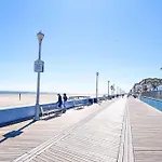 Ocean Front * Boardwalk * Private Balcony