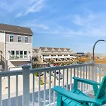 Broad Marsh Beach House II