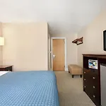 Harrison Hall Hotel