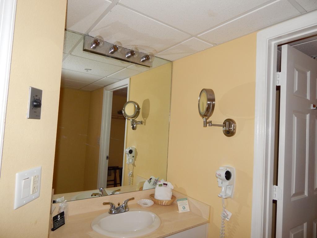 Coconut Malorie Hotel, Ascend Collection Ocean City