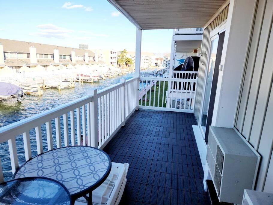 Spacious 2 Bedroom And 2 Baths