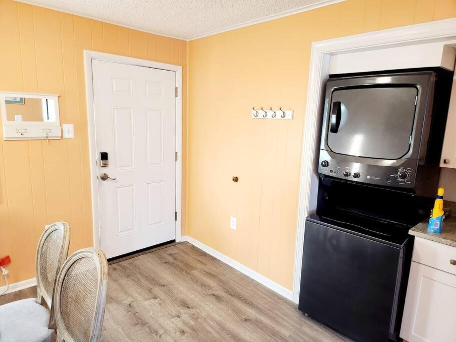 Holiday home Spacious 2 Bedroom And 2 Baths