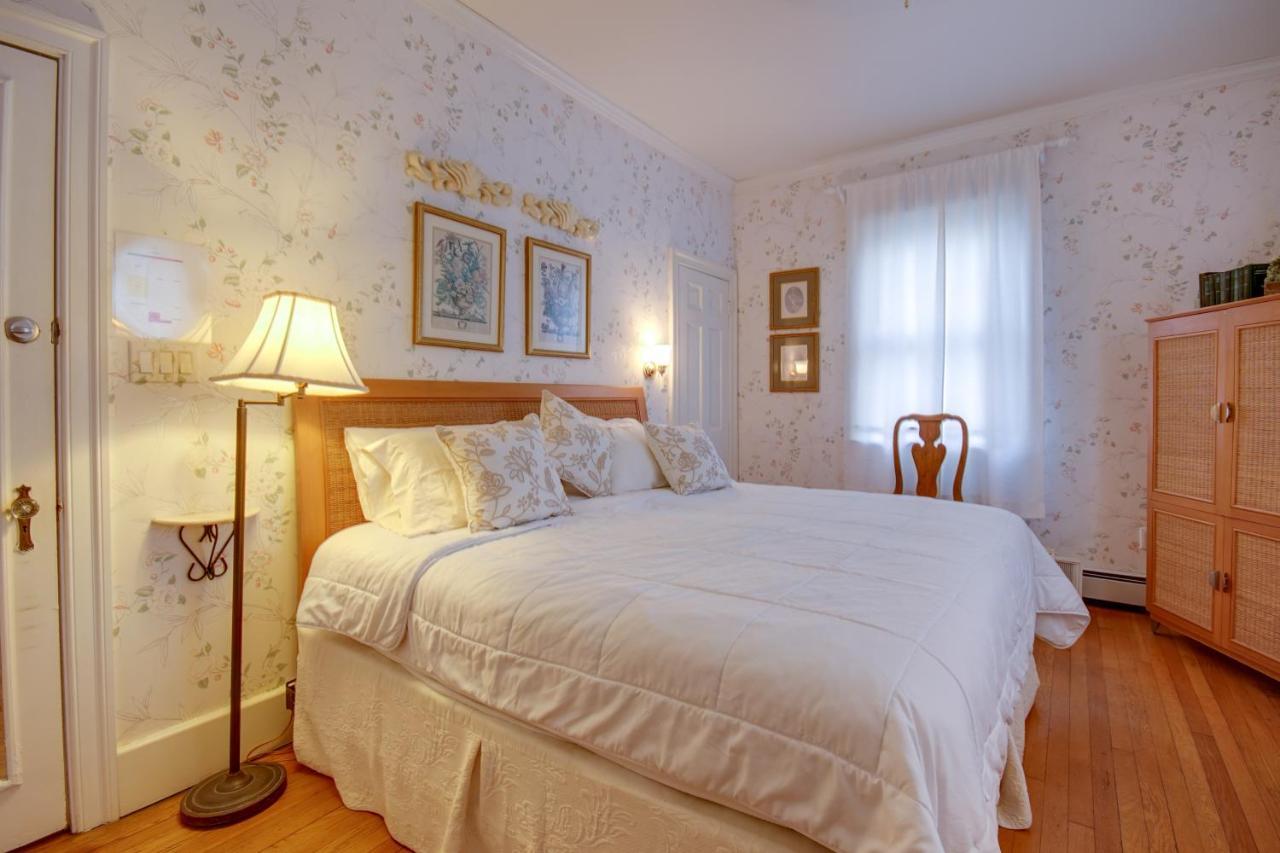 Walk On The Ocean Bed & Breakfast Ocean City