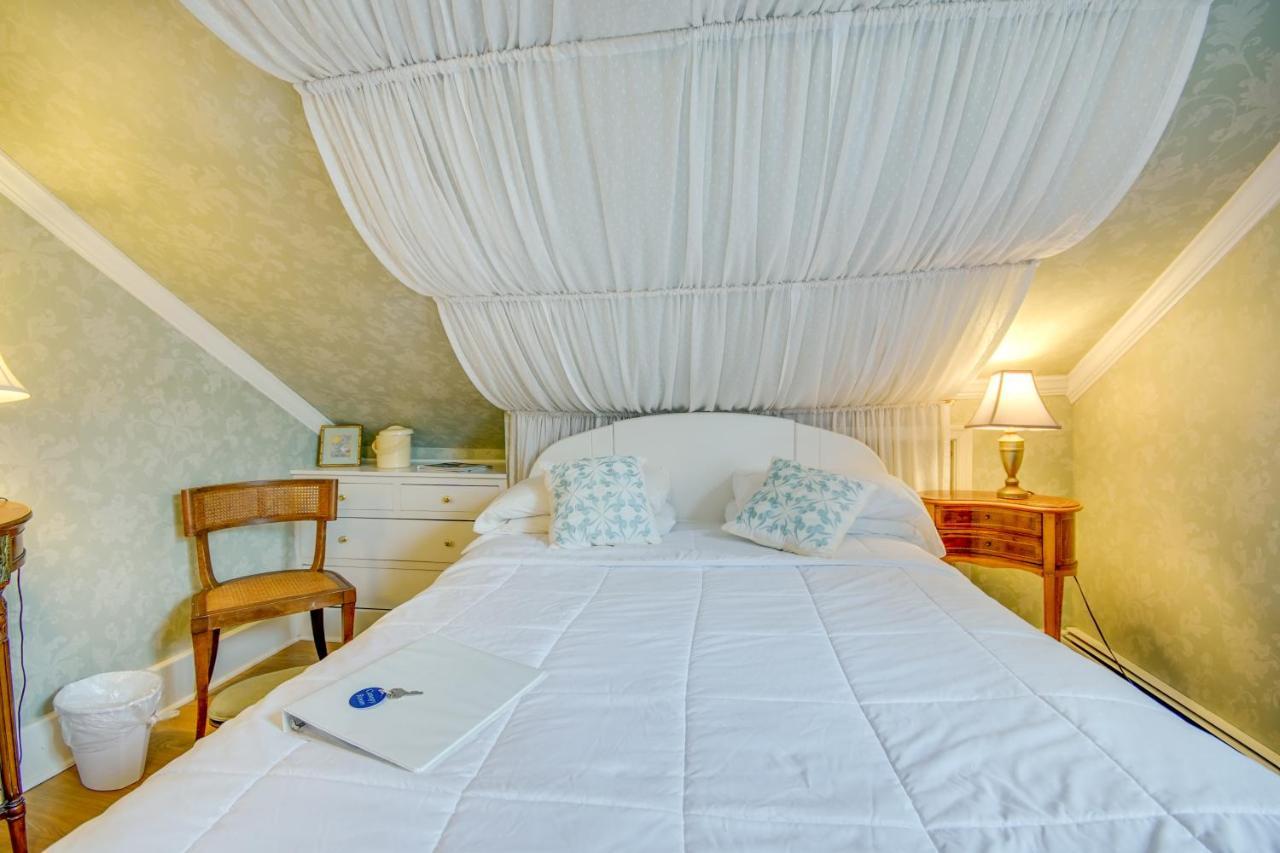 Walk On The Ocean Bed & Breakfast