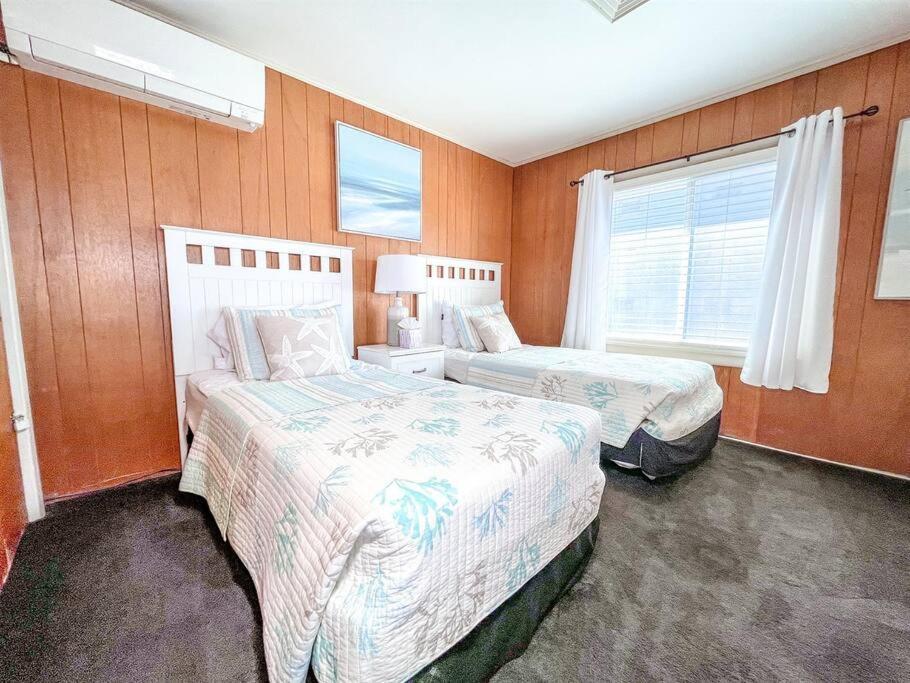 Ocean Front * Boardwalk * Private Balcony *