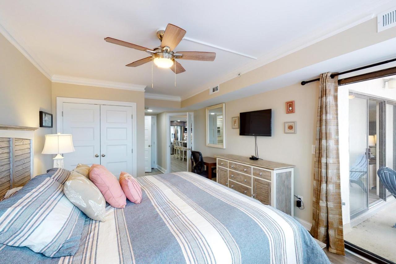 Plaza 211 Apartment *