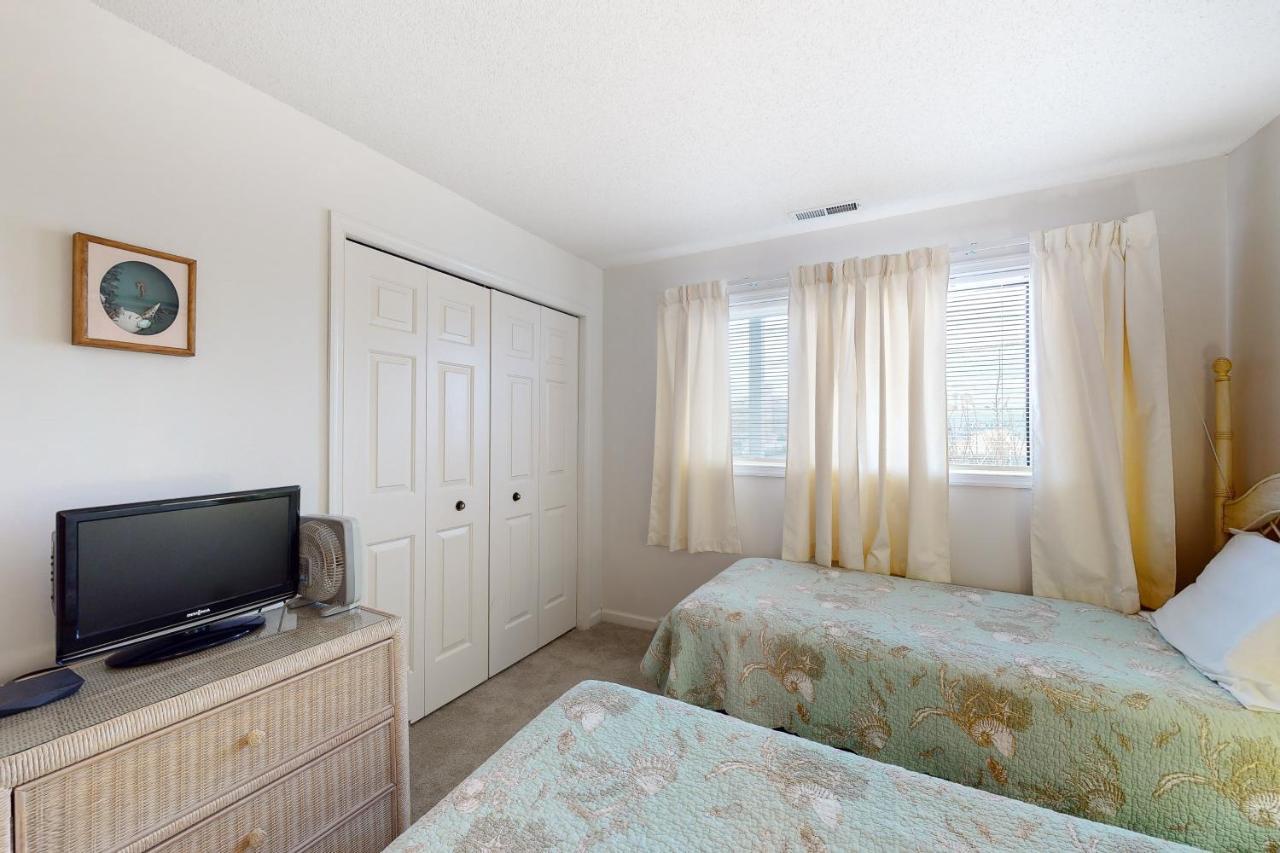 Apartment Tiffanie By The Sea 128c