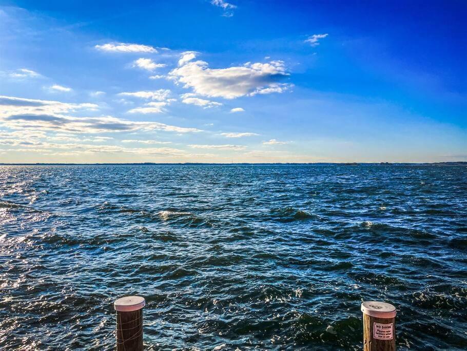 Stunning 2br/2ba Bayfront Retreat * Ocean City