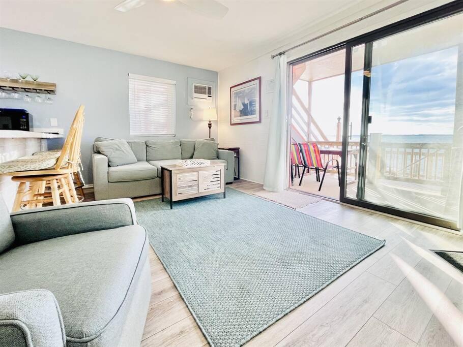 Stunning 2br/2ba Bayfront Retreat Holiday home Ocean City