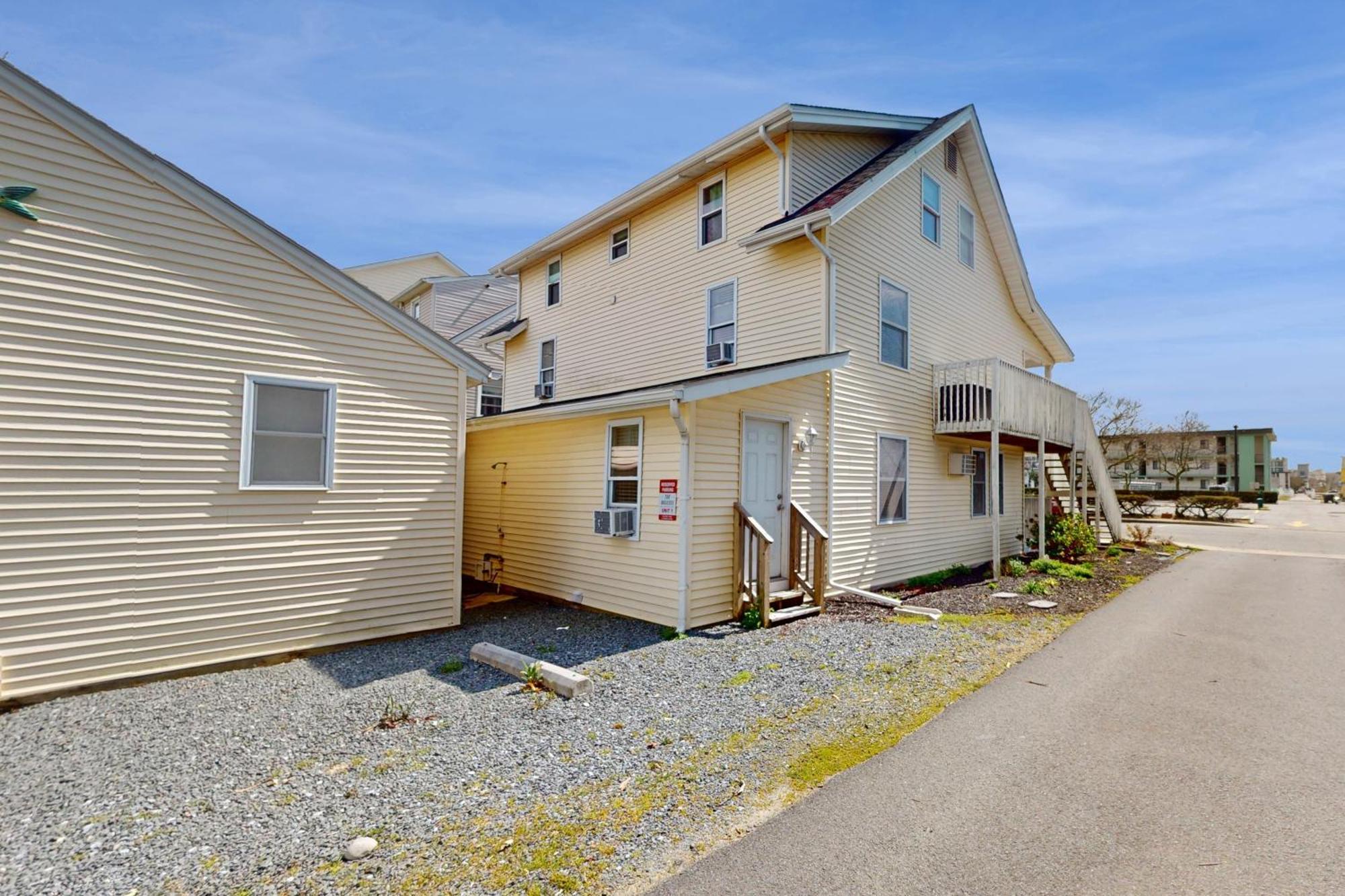 Breezes # 3 Apartment Ocean City