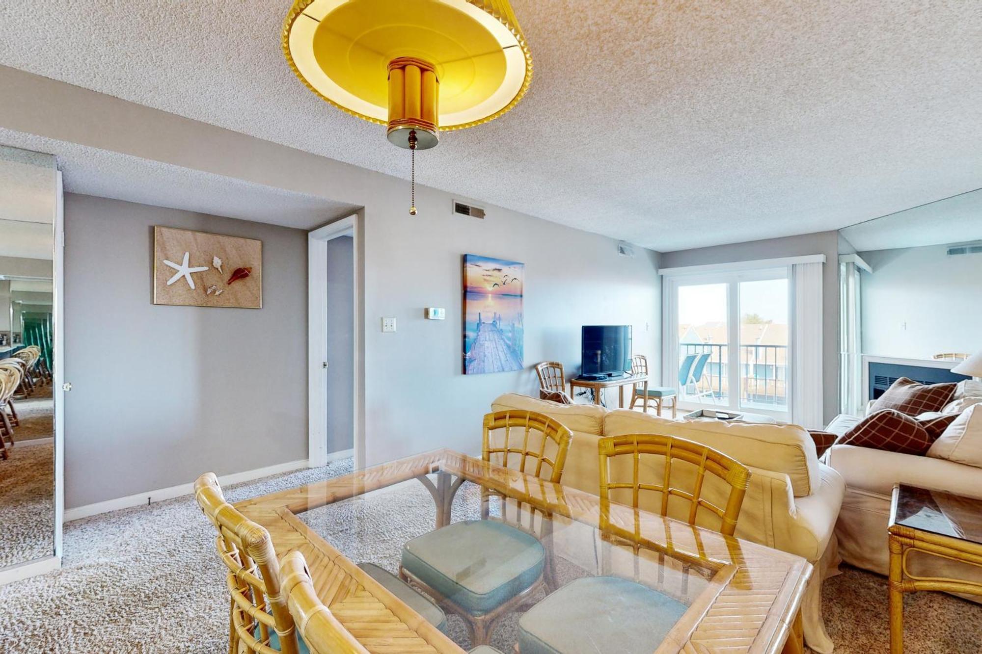 Apartment Blue Marlin Unit 302 *