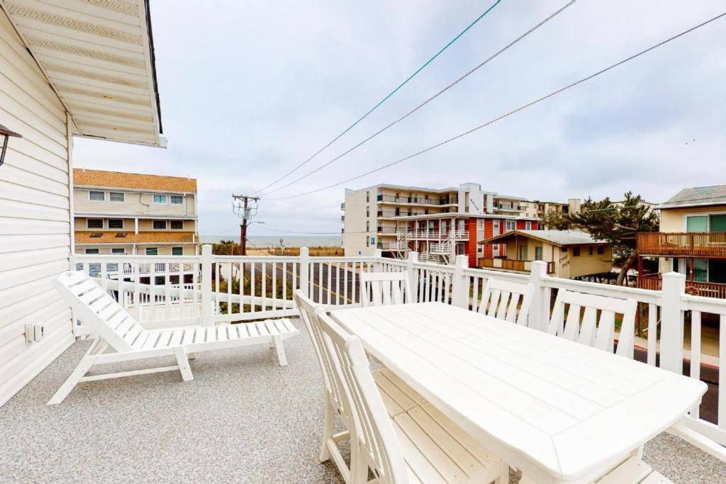 The Orange Crush - 5br Beachfront Family Retreat * Ocean City
