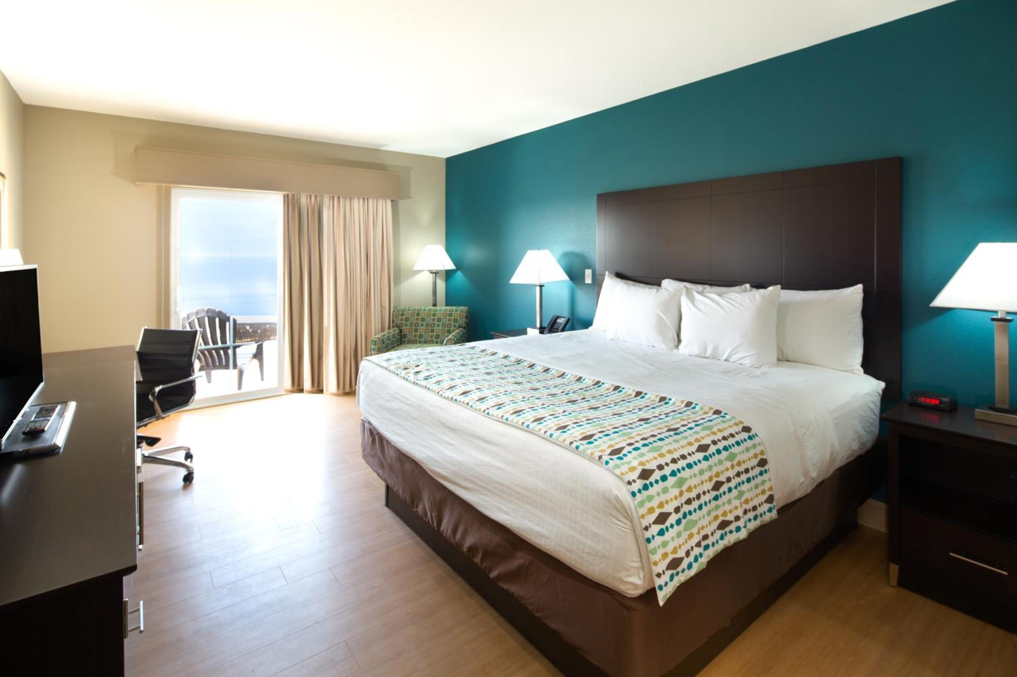 La Quinta By Wyndham Ocean 3*