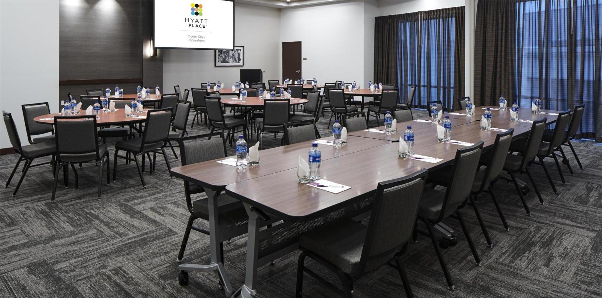 Hyatt Place Ocean Oceanfront 3*