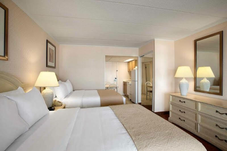 Quality Oceanfront Inn 3*