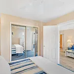 Lighthouse Point Villas