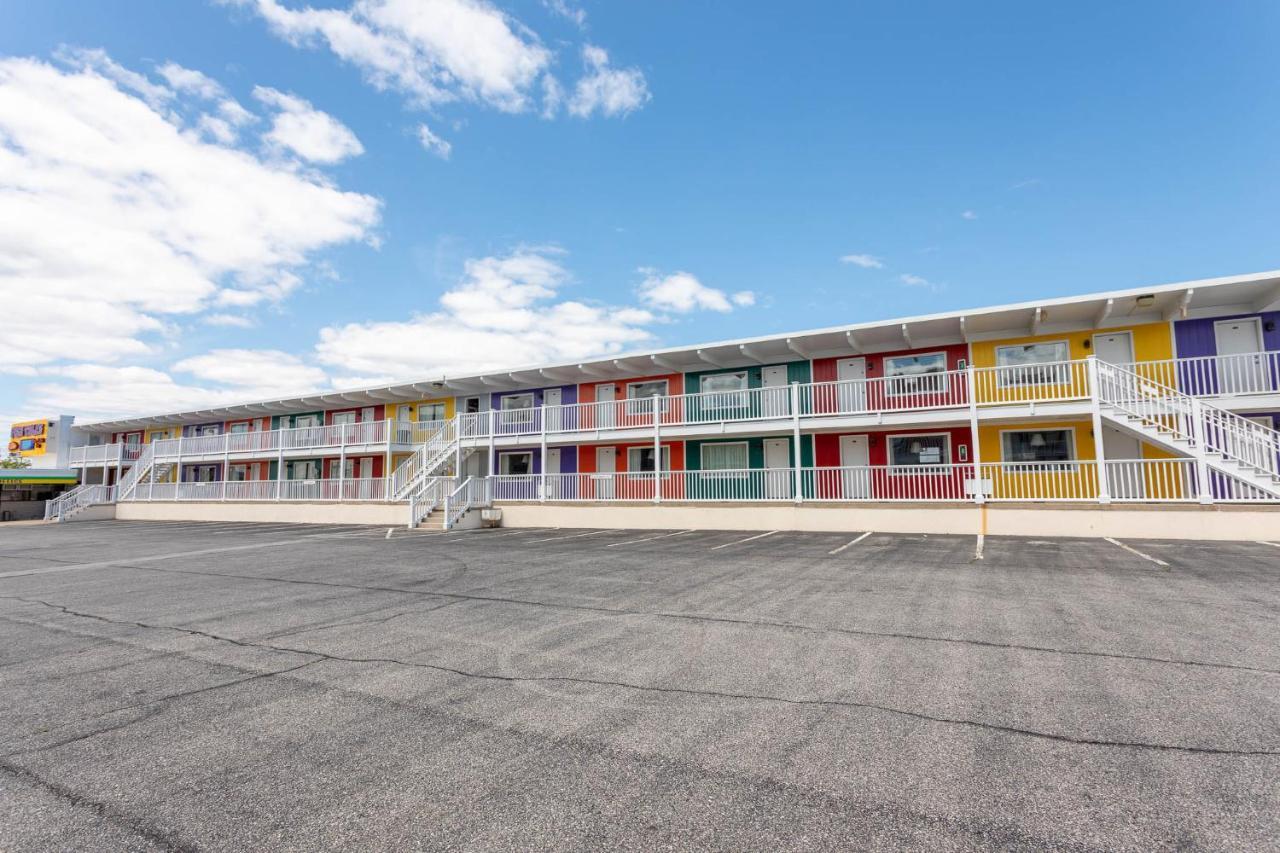Motel Fish Tales Boardwalk Inn & Ocean Mecca Motel 3*