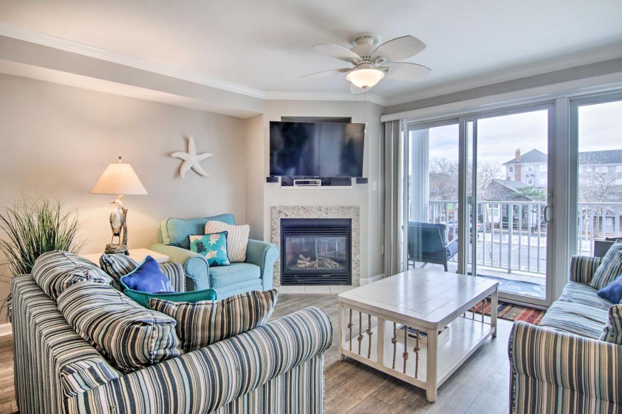 Apartment Ocean Spacious Balcony, Walk To Beach!