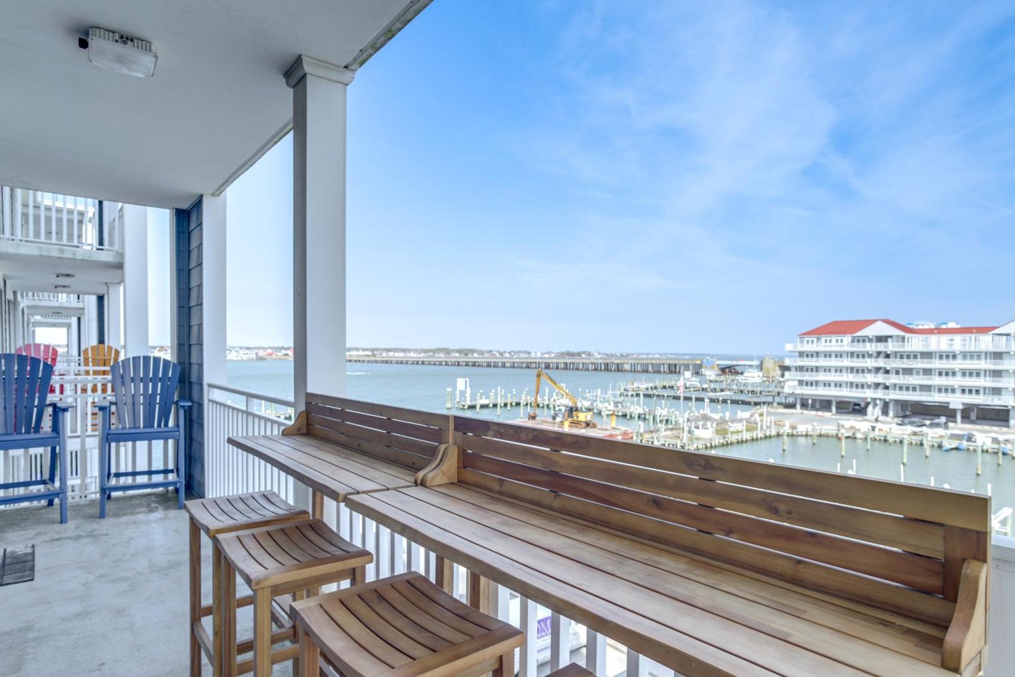 Ocean Inlet Escape With Balcony And Bay Views! * Ocean City
