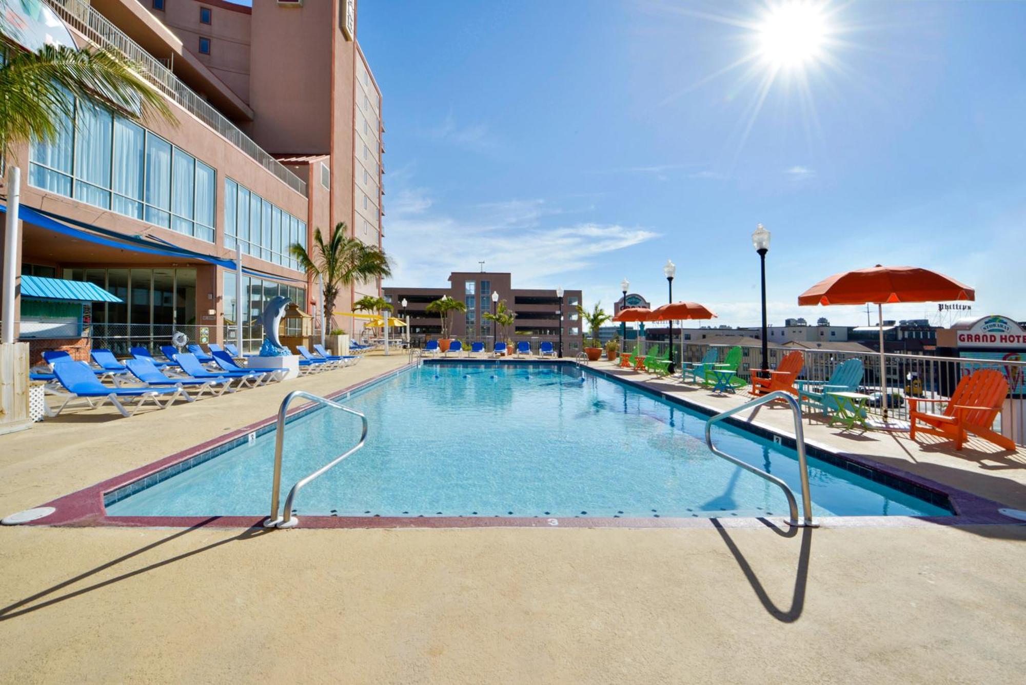 Grand Ocean Oceanfront Hotel 3*