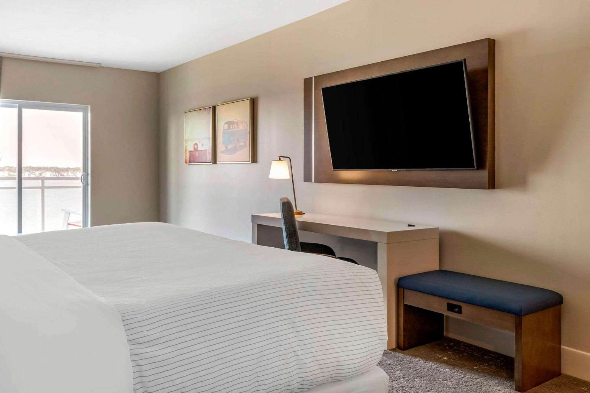 Cambria Ocean - Bayfront 3*
