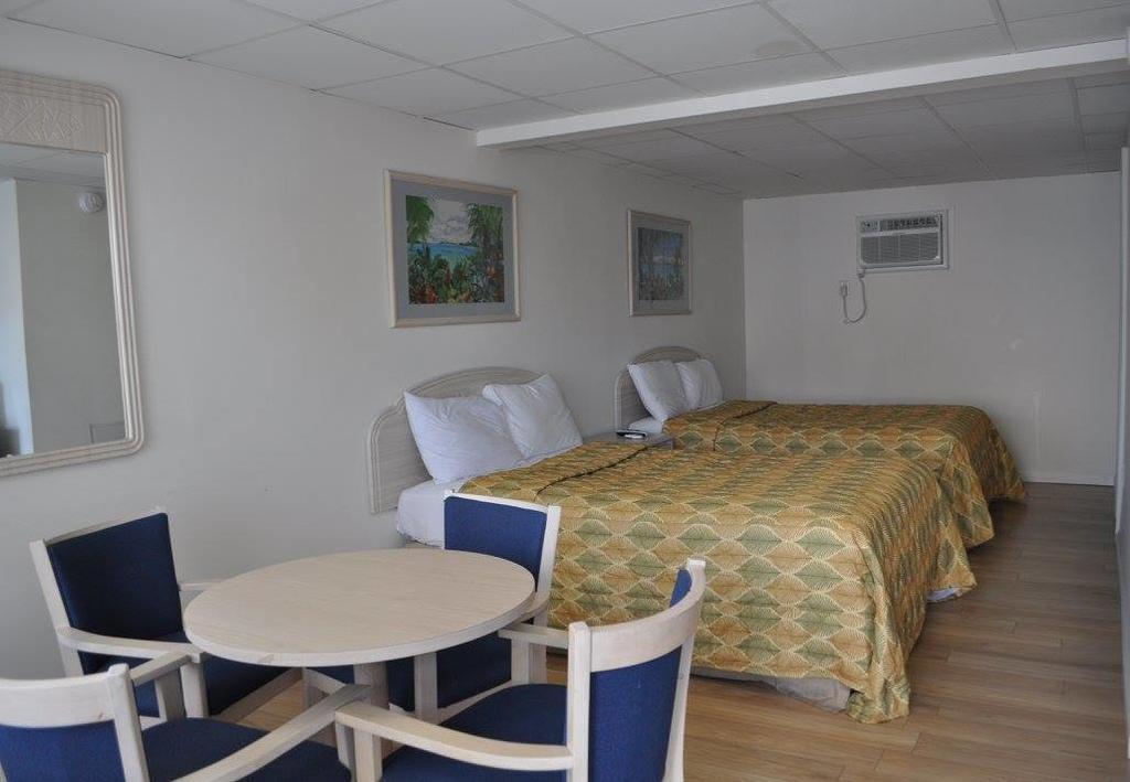 Islander Motel 2*